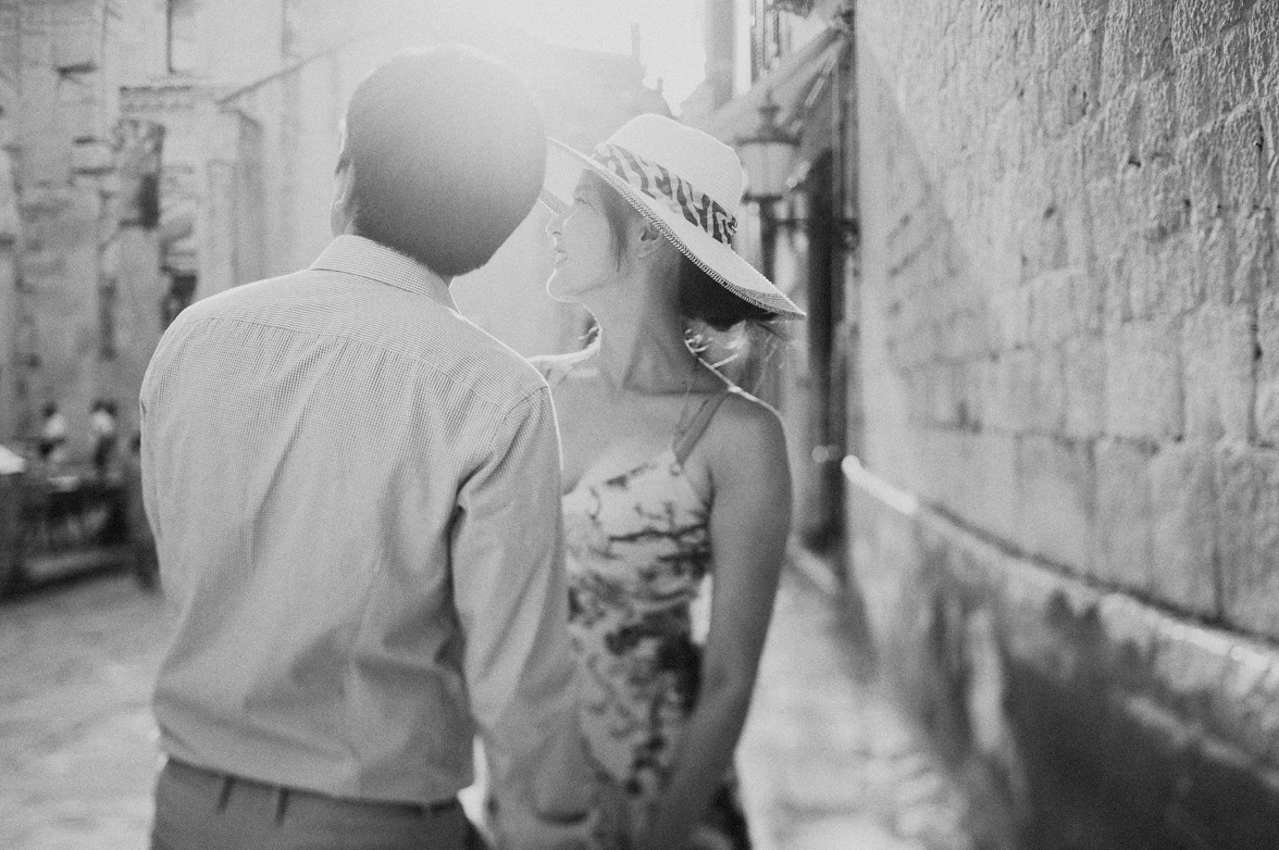 engagement-or-pre-wedding-shooting-in-split-one-day-studio-croatia-weddings-23